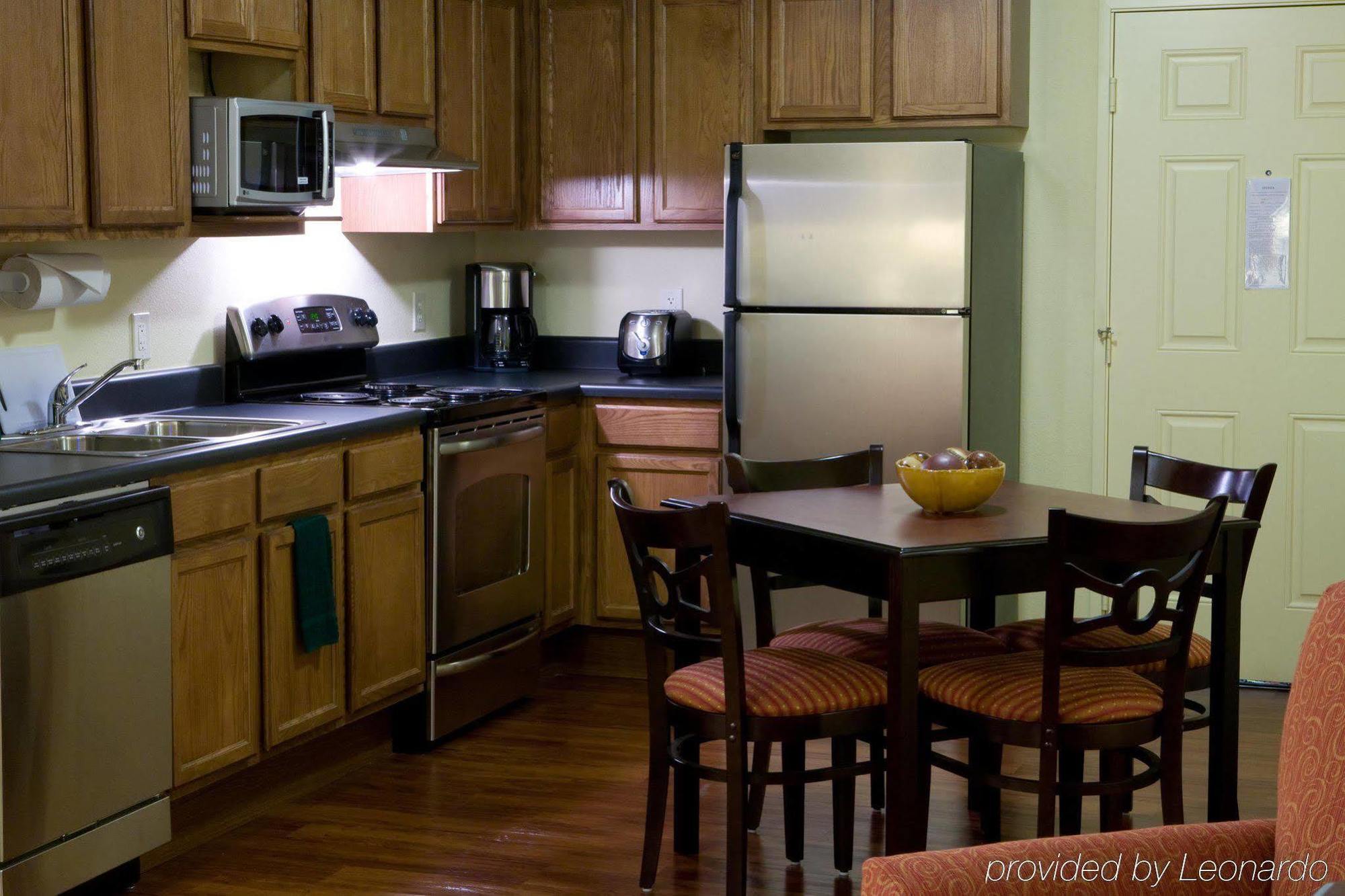 Intown Suites Extended Stay Tuscaloosa, Al Restaurang bild
